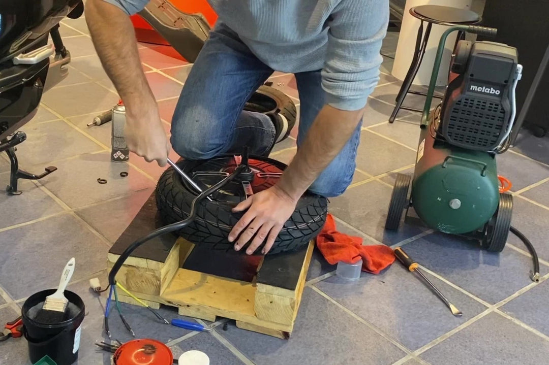 Wie du die Reifen an deinem NIU selbst wechseln kannst