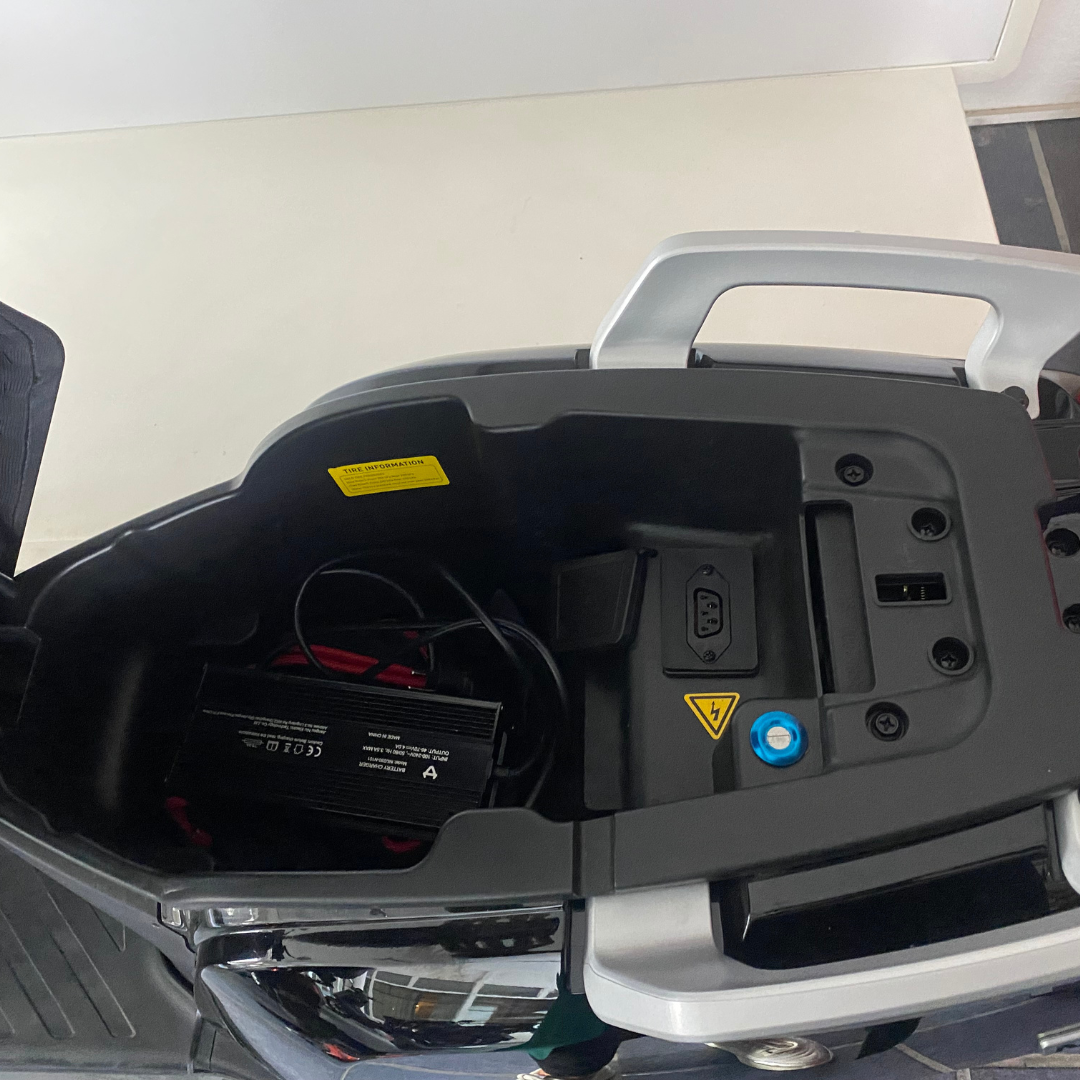 NIU NQi Sport - 45 km/h (gebraucht)