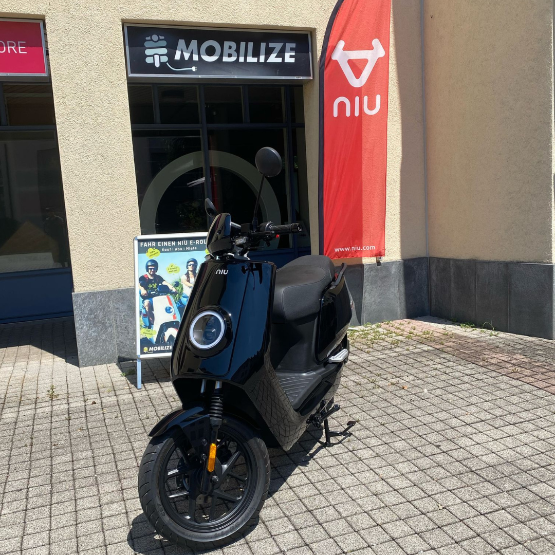 NIU NQi GTS - 80 km/h (wie neu)